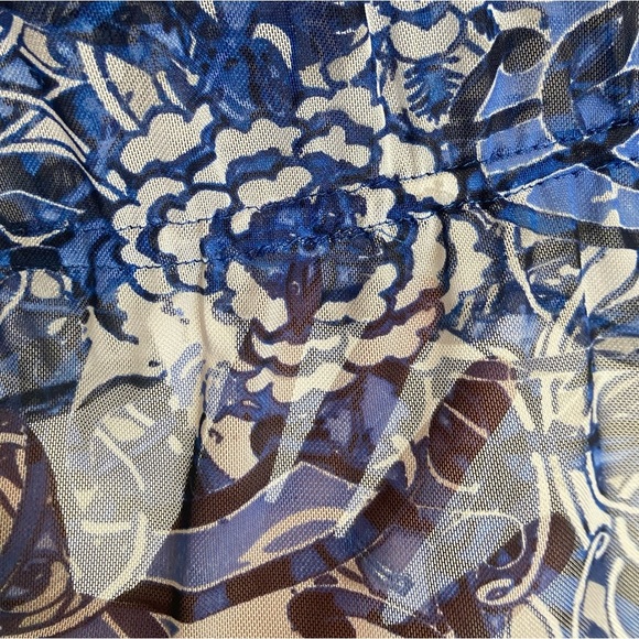 Chico's Travelers Sheer Beauty 3/4 Sleeves Floral Top Size 0 US Small Blue Mesh - Picture 6 of 10